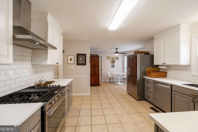 121 Ashbrook Drive, Athens, GA 30605