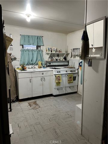604 E Buena Vista, Barstow, CA 92311