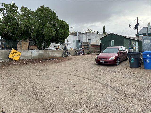 604 E Buena Vista, Barstow, CA 92311