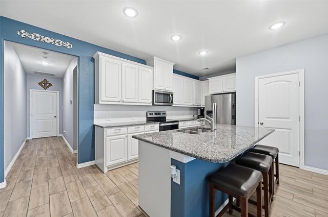 6708 Farsight Drive, Fort Worth, TX 76179