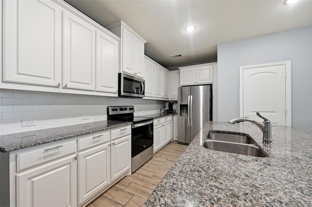 6708 Farsight Drive, Fort Worth, TX 76179