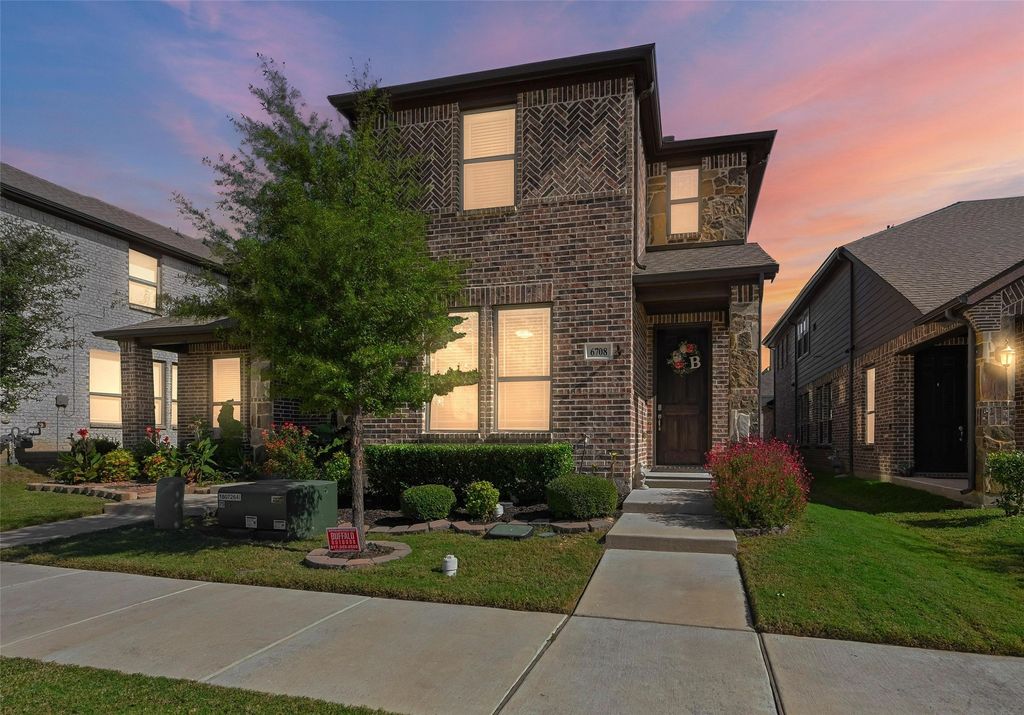 6708 Farsight Drive, Fort Worth, TX 76179