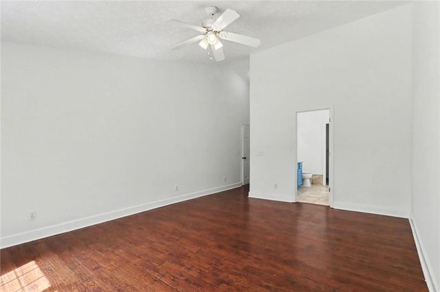 415 Crested View Drive, Loganville, GA 30052