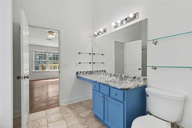 415 Crested View Drive, Loganville, GA 30052