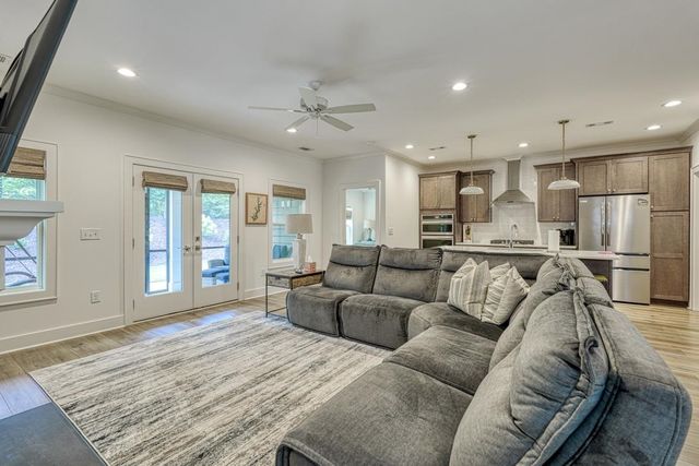 443 Brunswick Lane, Inman, SC 29349