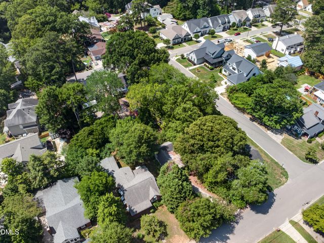 415 Willow Street, Cary, NC 27511
