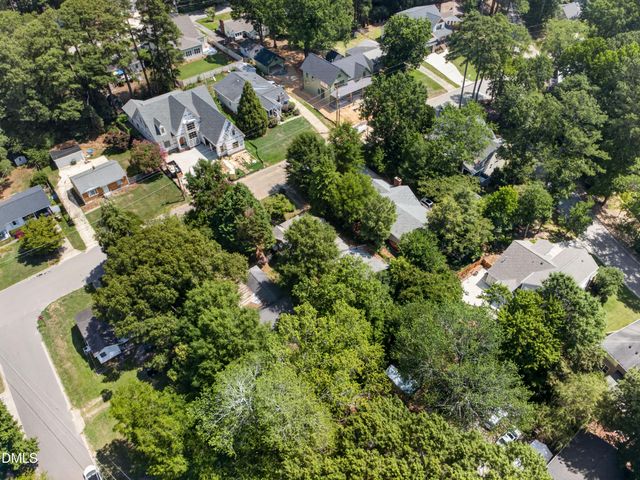 415 Willow Street, Cary, NC 27511