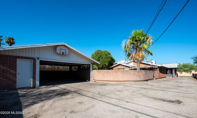 1732 N Campbell Avenue, Tucson, AZ 85719