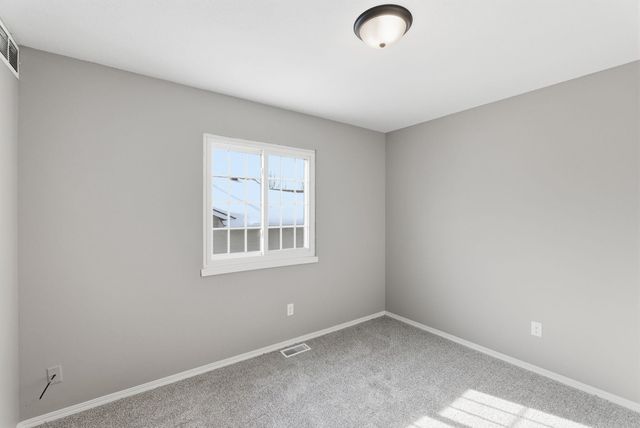 2130 N Pine Grove St, Wichita, KS 67212