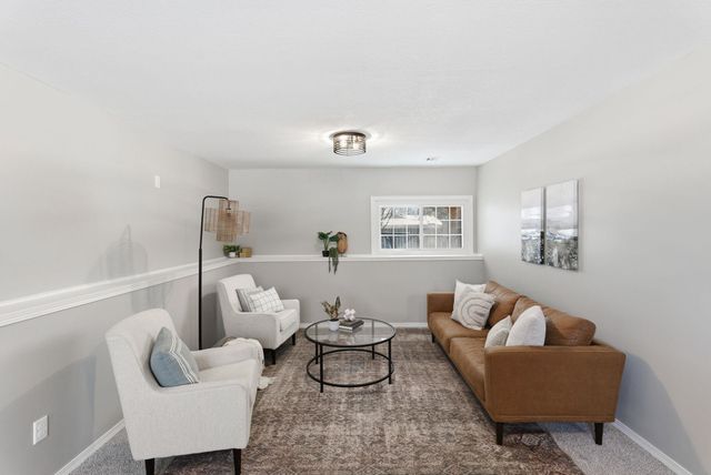 2130 N Pine Grove St, Wichita, KS 67212