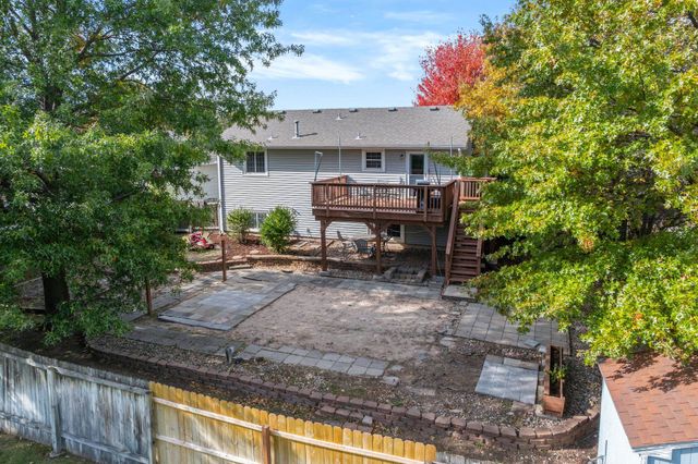 2130 N Pine Grove St, Wichita, KS 67212