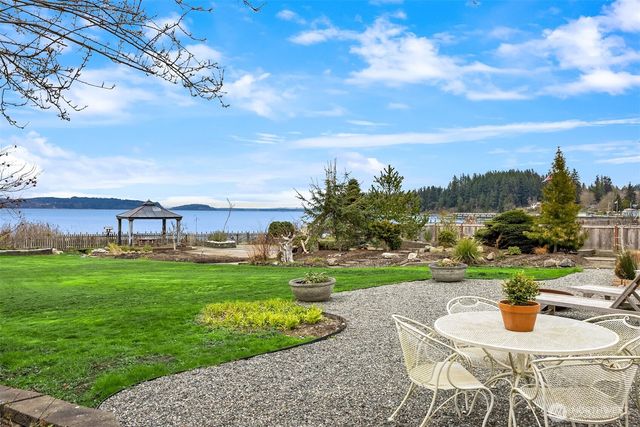 27584 Anchor Place NW, Poulsbo, WA 98370