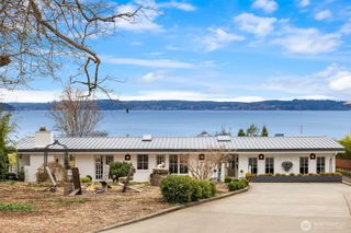 27584 Anchor Place NW, Poulsbo, WA 98370
