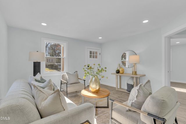 2113 Aiken Avenue, Durham, NC 27704