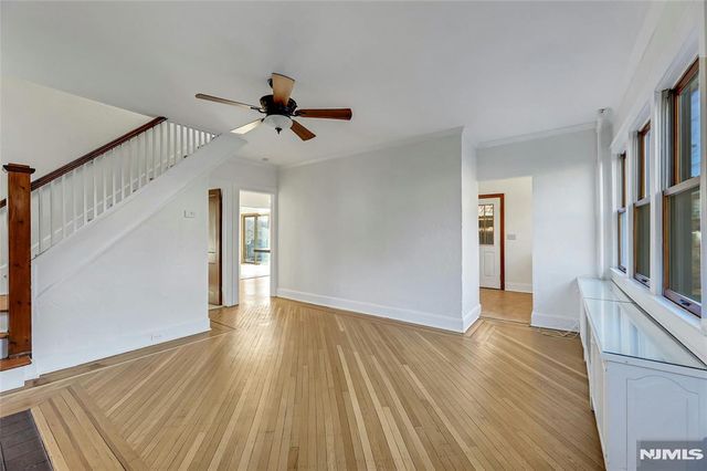 10 W Lake Drive, Wayne, NJ 07470