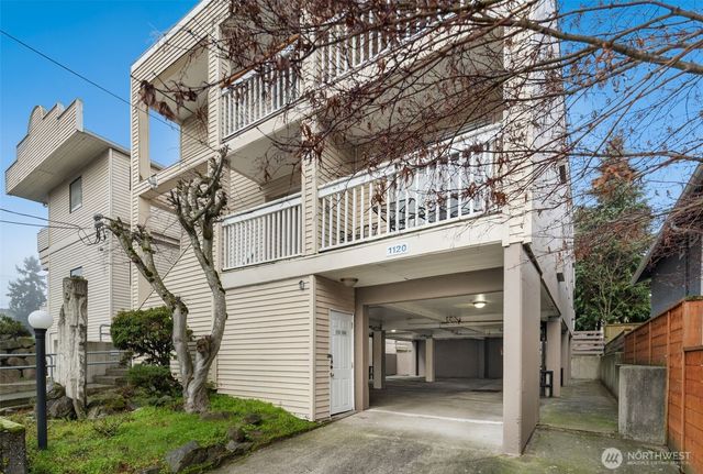 1120 N 91st Street, Seattle, WA 98103