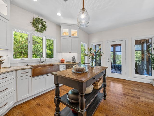 181 Lakeshore Drive, Chesnee, SC 29323