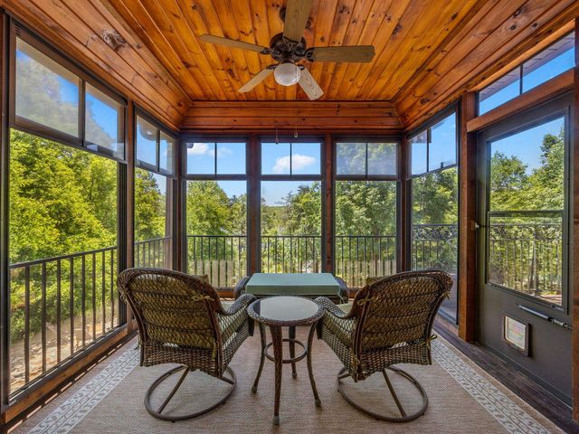 181 Lakeshore Drive, Chesnee, SC 29323