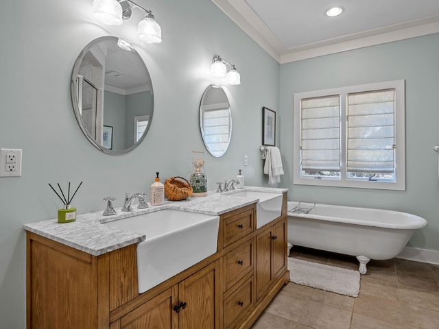 181 Lakeshore Drive, Chesnee, SC 29323
