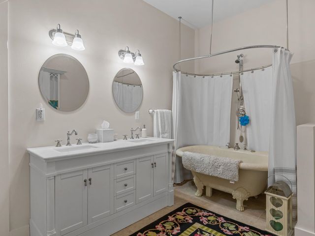 181 Lakeshore Drive, Chesnee, SC 29323