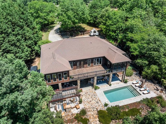 181 Lakeshore Drive, Chesnee, SC 29323