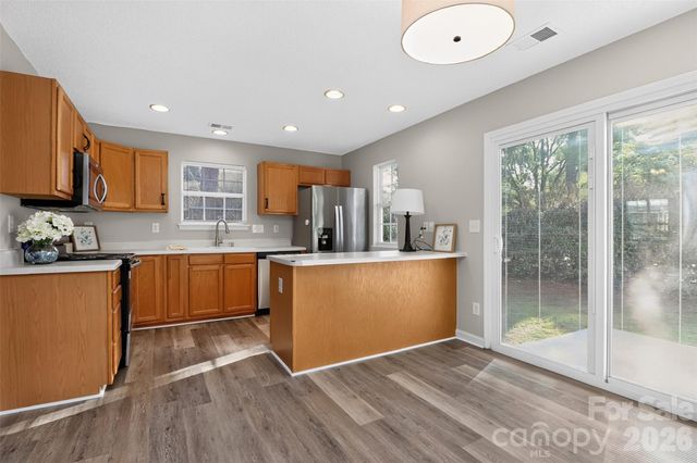 1712 Pergola Place, Charlotte, NC 28213