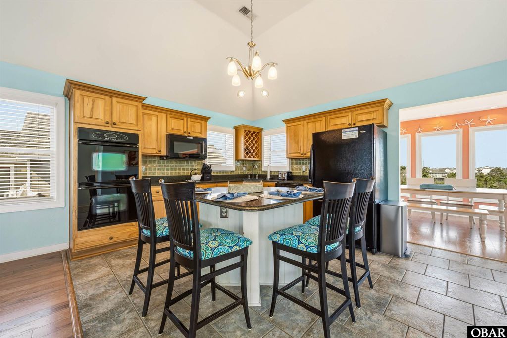 Image 11 of property listing at 5107 S Links Drive, Nags Head, NC 27959