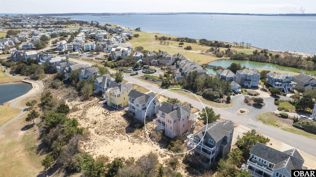 Image 6 of property listing at 5107 S Links Drive, Nags Head, NC 27959