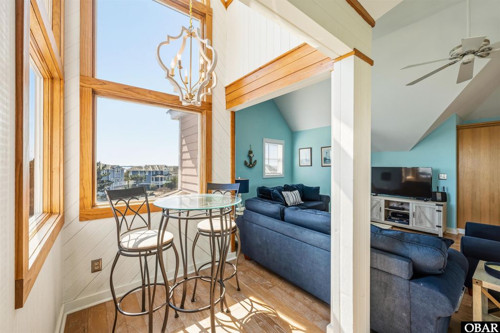 Image 9 of property listing at 5107 S Links Drive, Nags Head, NC 27959