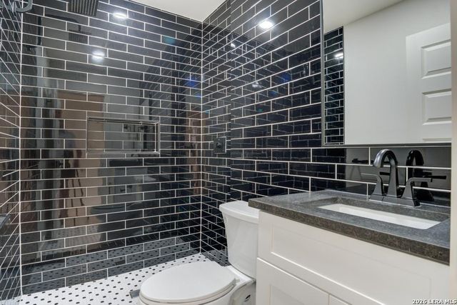 1514 Arroya Vista, San Antonio, TX 78213