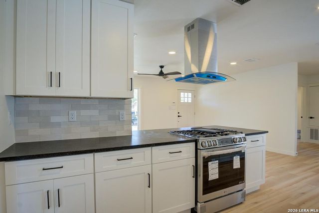 1514 Arroya Vista, San Antonio, TX 78213