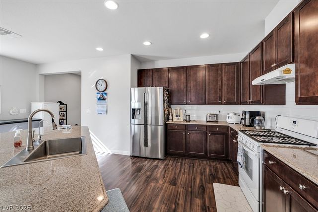 766 Topocoba Street, Las Vegas, NV 89178