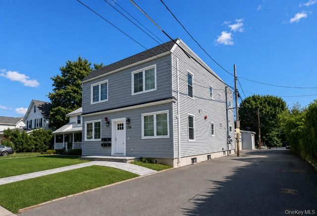 156 Jefferson Avenue 1, Roslyn Heights, NY 11577