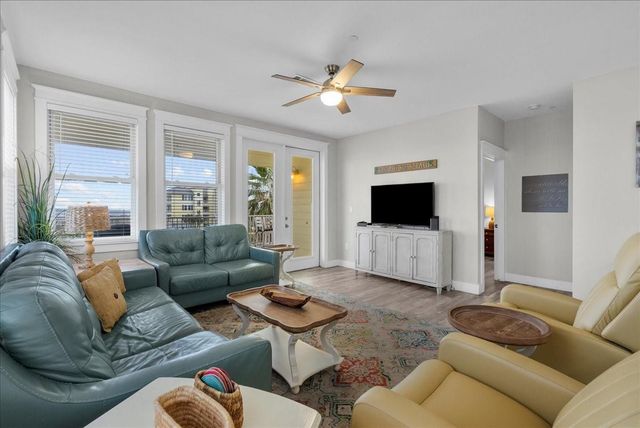 4111 Pointe West Drive 201, Galveston, TX 77554