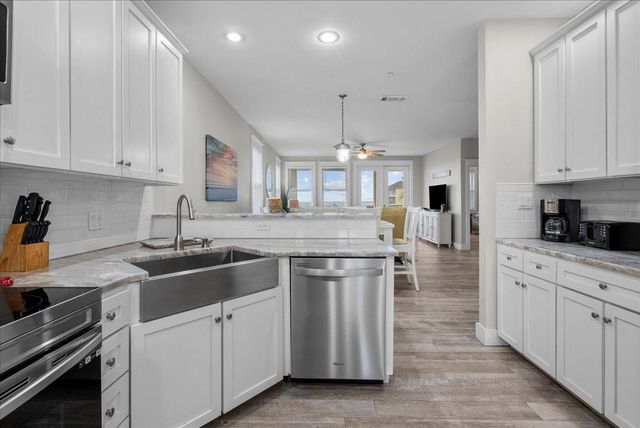 4111 Pointe West Drive 201, Galveston, TX 77554