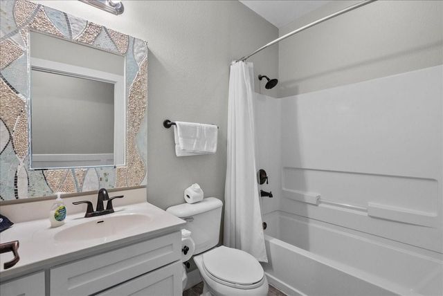 4111 Pointe West Drive 201, Galveston, TX 77554