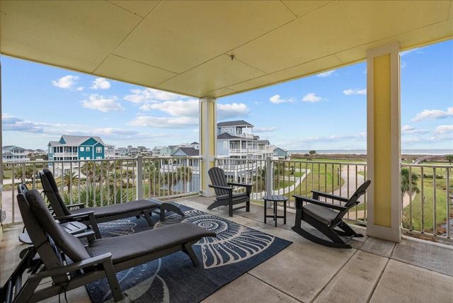 4111 Pointe West Drive 201, Galveston, TX 77554