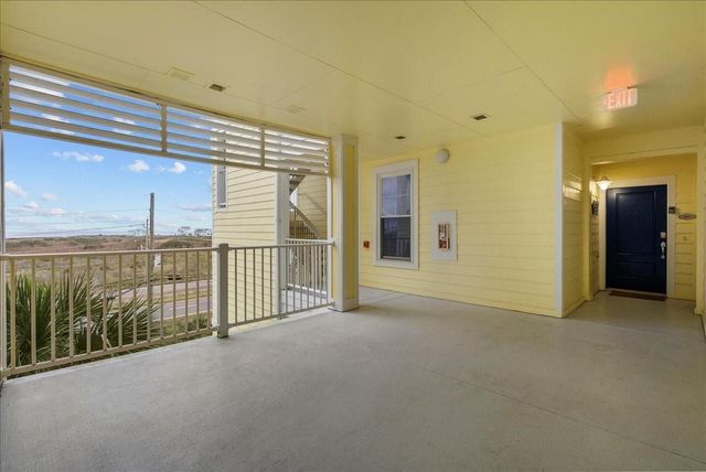 4111 Pointe West Drive 201, Galveston, TX 77554