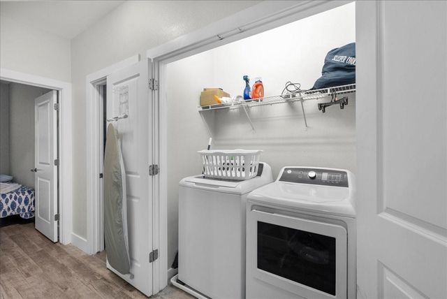 4111 Pointe West Drive 201, Galveston, TX 77554