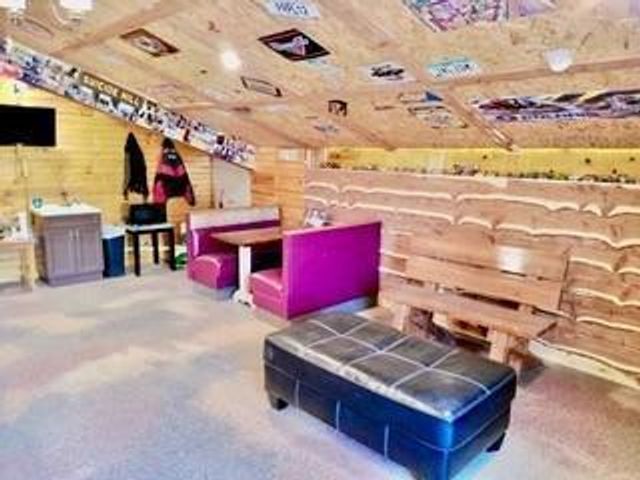 9101 E State Highway 90, Pineville, MO 64856