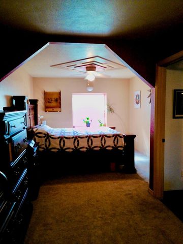 9101 E State Highway 90, Pineville, MO 64856