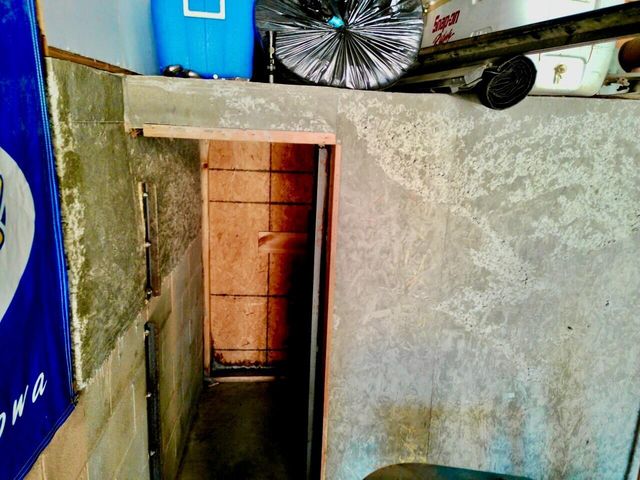 9101 E State Highway 90, Pineville, MO 64856