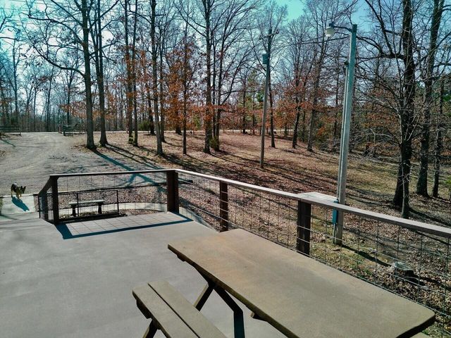 9101 E State Highway 90, Pineville, MO 64856