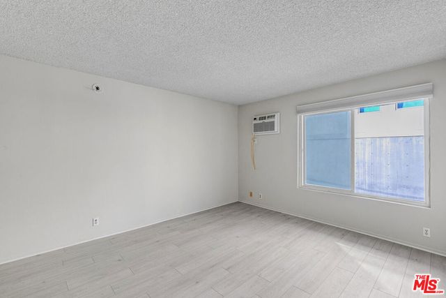 1811 Parnell Avenue 10, Los Angeles, CA 90025