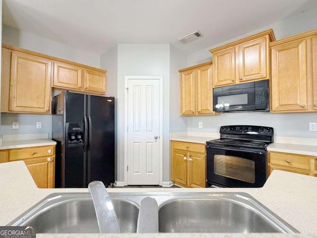 805 Pleasant Hill Road NW 132, Lilburn, GA 30047