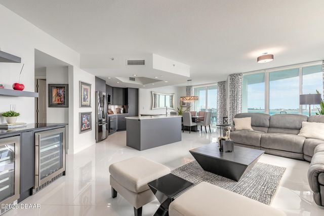 241 Riverside Dr Unit 701, Holly Hill, FL 32117
