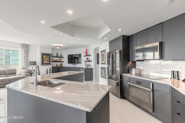 241 Riverside Dr Unit 701, Holly Hill, FL 32117