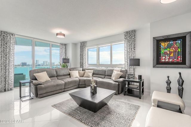241 Riverside Dr Unit 701, Holly Hill, FL 32117