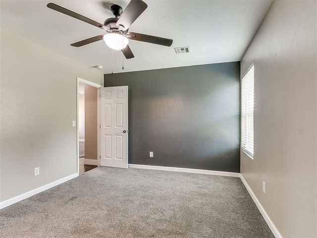 1500 Sandstone Drive, Noble, OK 73068
