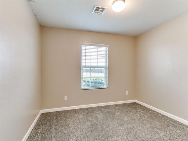 1500 Sandstone Drive, Noble, OK 73068